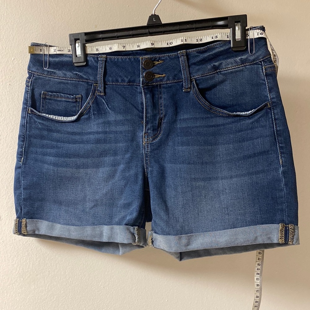 SO Jean shorts